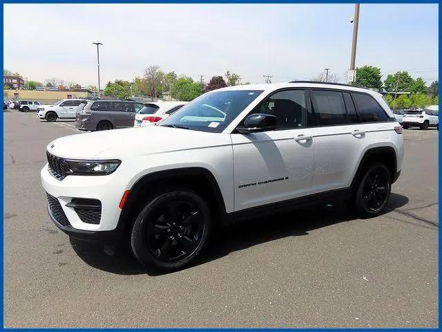 2023 Jeep Grand Cherokee Altitude 4x4 for sale in New Britain, CT