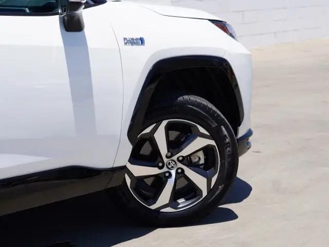 2023 Toyota RAV4 Prime SE