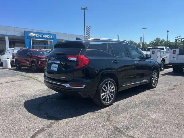 2023 GMC Terrain AWD Denali