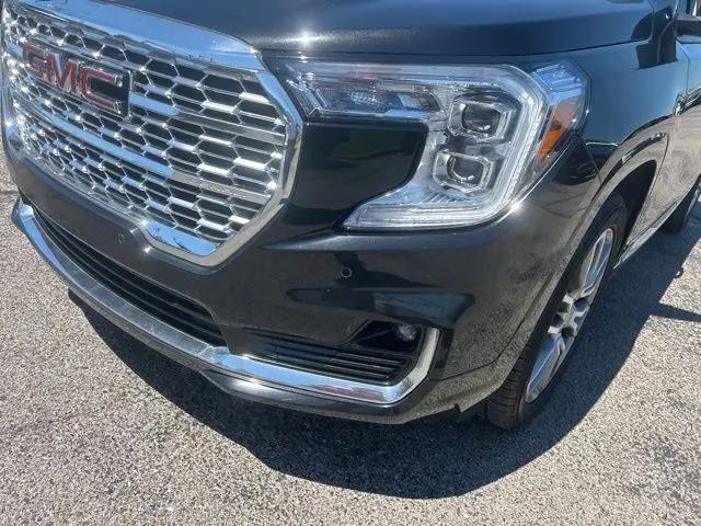 2023 GMC Terrain AWD Denali