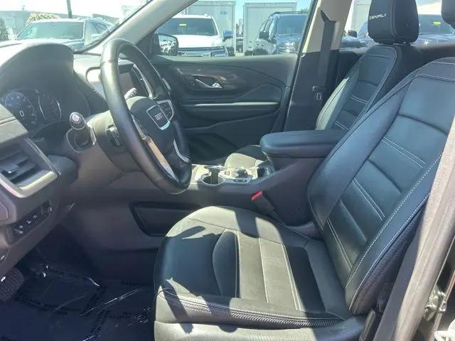 2023 GMC Terrain AWD Denali