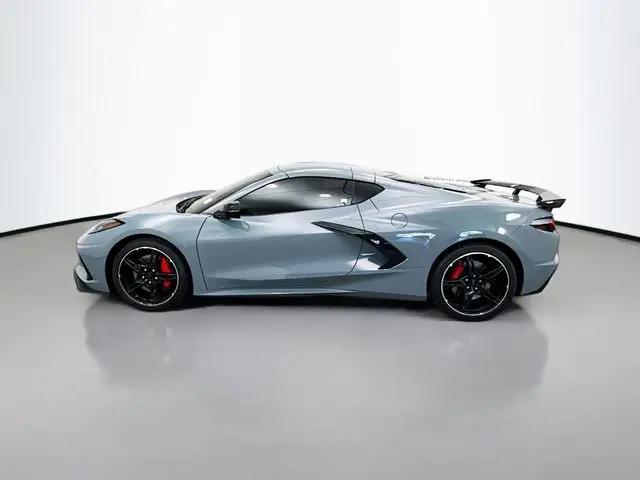 2025 Chevrolet Corvette Stingray RWD Coupe 2LT