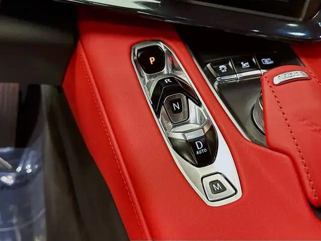 2025 Chevrolet Corvette Stingray RWD Coupe 2LT