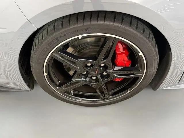 2025 Chevrolet Corvette Stingray RWD Coupe 2LT