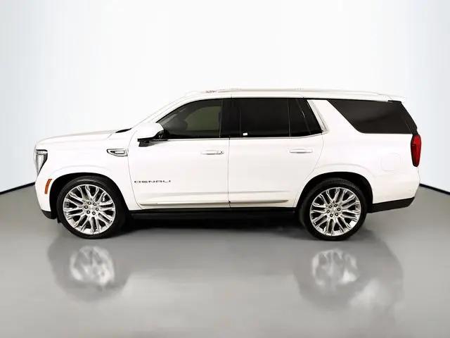 2025 GMC Yukon 4WD Denali