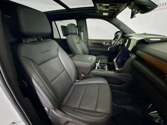 2025 GMC Yukon 4WD Denali
