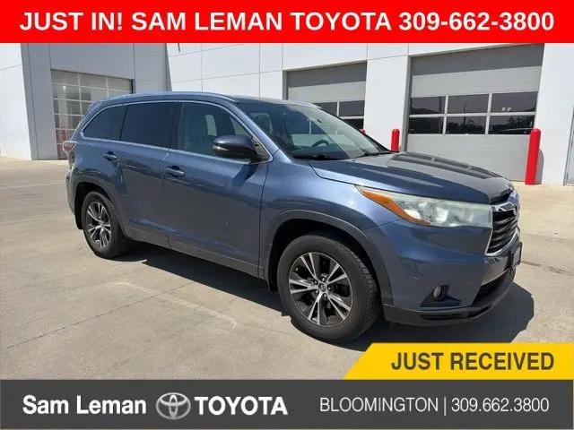 2016 Toyota Highlander XLE V6 for sale in Bloomington, IL