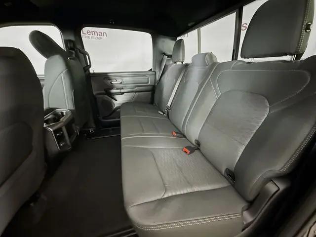 2026 Ram 1500 Express Crew Cab 4x4 57 Box