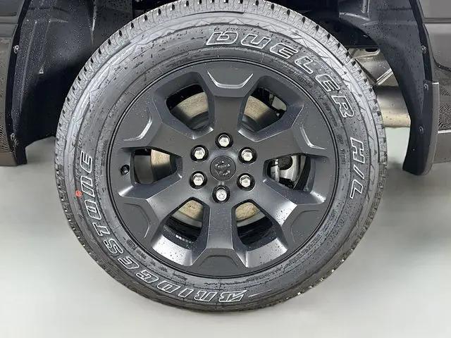 2026 Ram 1500 Express Crew Cab 4x4 57 Box