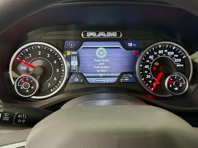 2026 Ram 1500 Express Crew Cab 4x4 57 Box