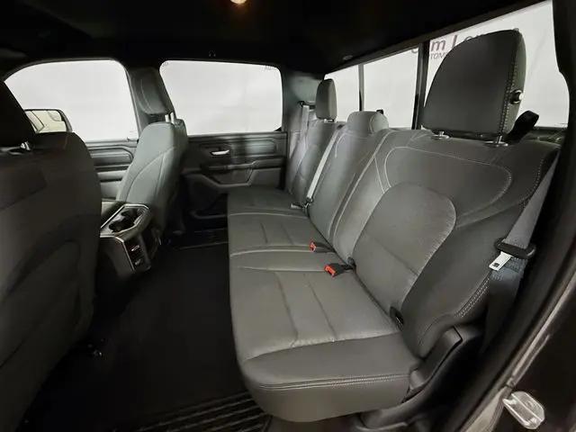 2026 Ram 1500 Express Crew Cab 4x4 57 Box