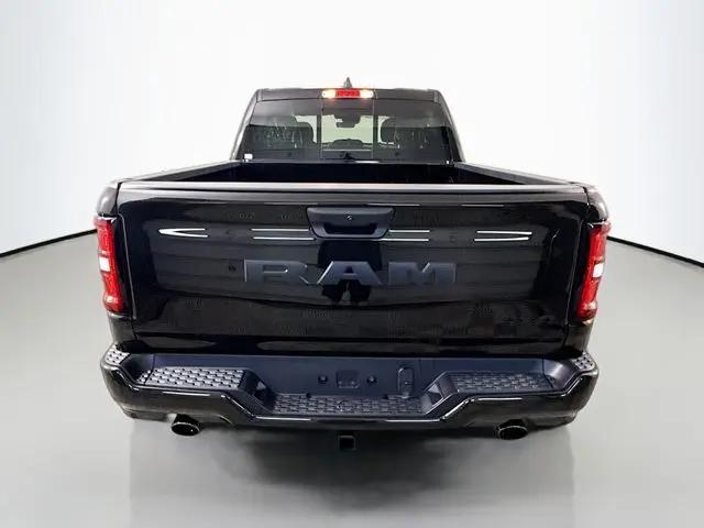 2026 Ram 1500 Express Crew Cab 4x4 57 Box
