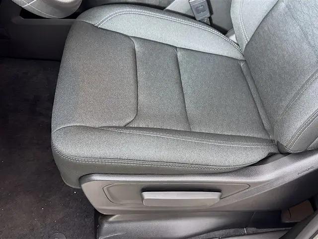 2026 Ram 1500 Express Crew Cab 4x4 57 Box