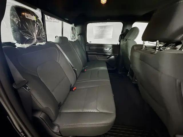 2026 Ram 1500 Express Crew Cab 4x4 57 Box