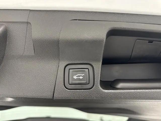 2023 GMC Acadia FWD SLT