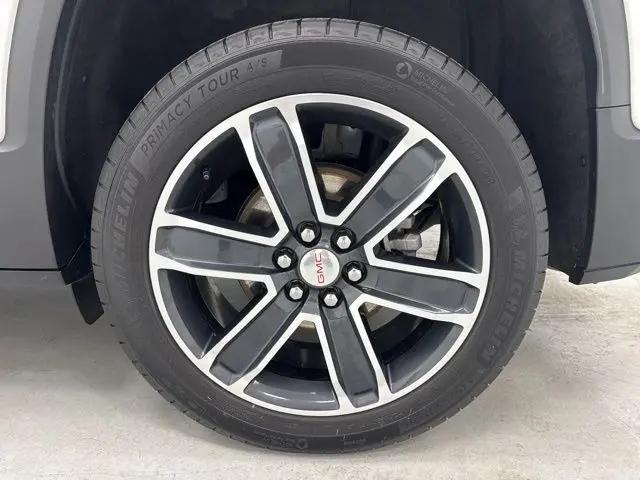 2023 GMC Acadia FWD SLT