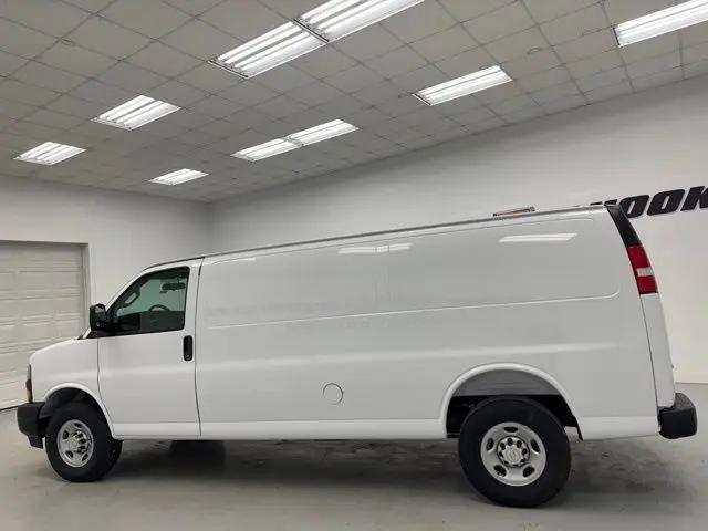 2026 Chevrolet Express Cargo Van 2500 Regular Wheelbase, WT, RWD
