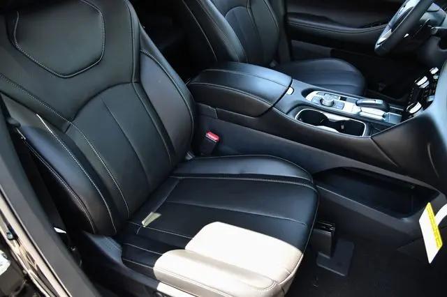 2027 INFINITI QX60 LUXE