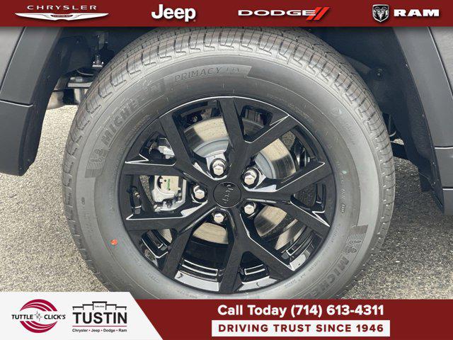 2026 Jeep Grand Cherokee Altitude 4x2