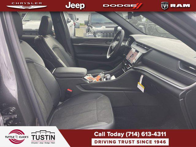 2026 Jeep Grand Cherokee Altitude 4x2