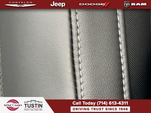 2026 Jeep Grand Cherokee Altitude 4x2