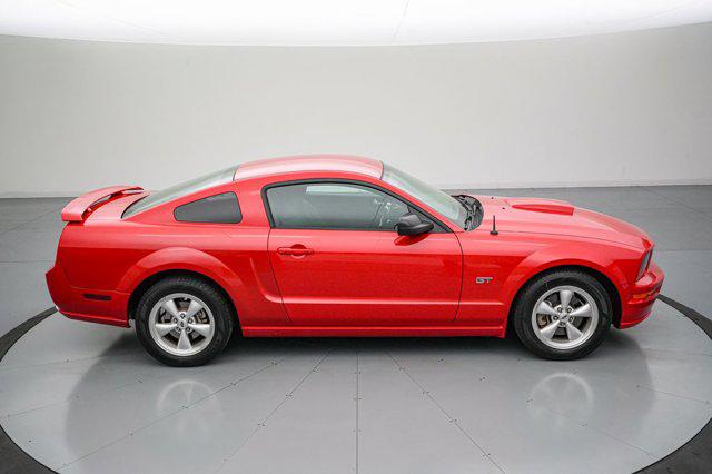 2007 Ford Mustang GT Deluxe