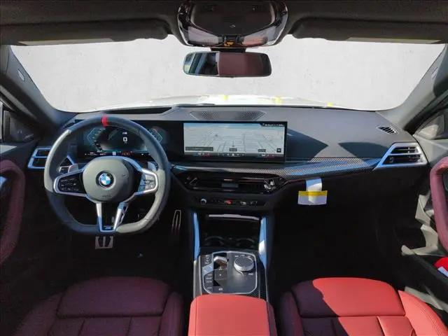 2026 BMW M240 i xDrive