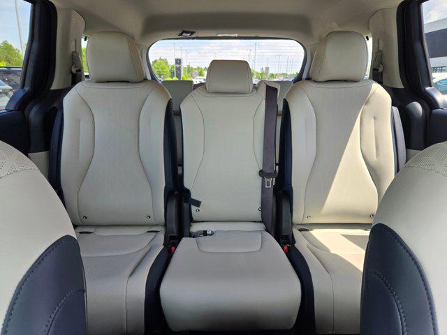 2026 Kia Carnival MPV EX