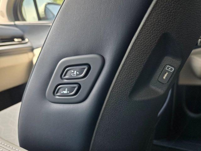 2026 Kia Carnival MPV EX