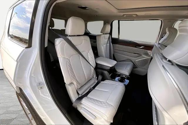 2023 Jeep Grand Cherokee L Summit 4x4