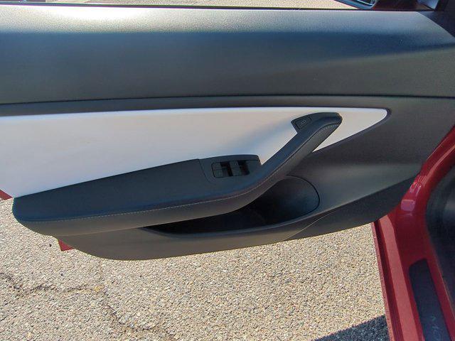 2021 Tesla Model 3 Standard Range Plus Rear-Wheel Drive