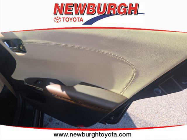 2016 Toyota Avalon XLE