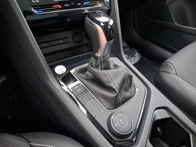 2026 Volkswagen Taos SEL