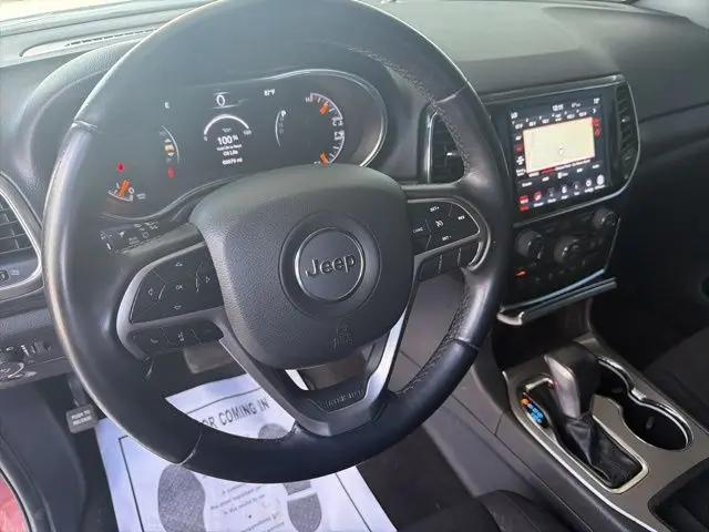 2022 Jeep Grand Cherokee Laredo E 4x4