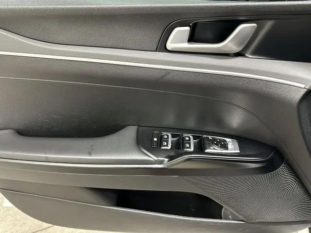 2022 Kia K5 LX