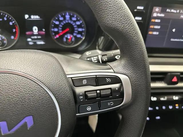 2022 Kia K5 LX