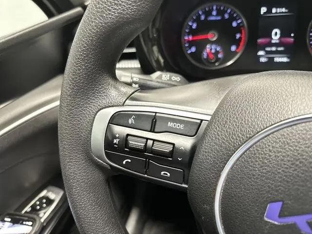 2022 Kia K5 LX