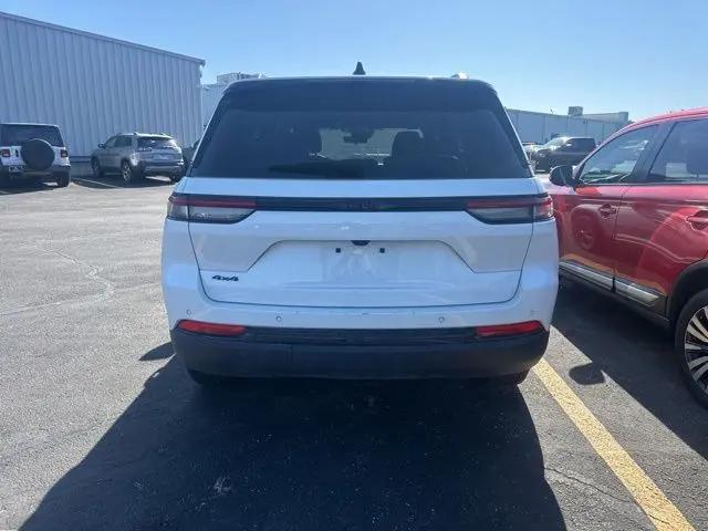 2025 Jeep Grand Cherokee Altitude 4x4