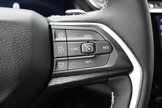 2025 Jeep Grand Cherokee Altitude 4x4
