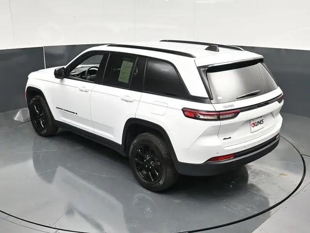 2025 Jeep Grand Cherokee Altitude 4x4
