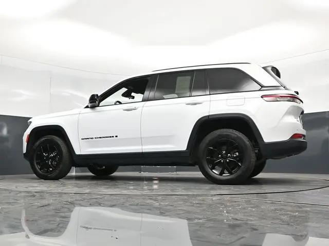 2025 Jeep Grand Cherokee Altitude 4x4