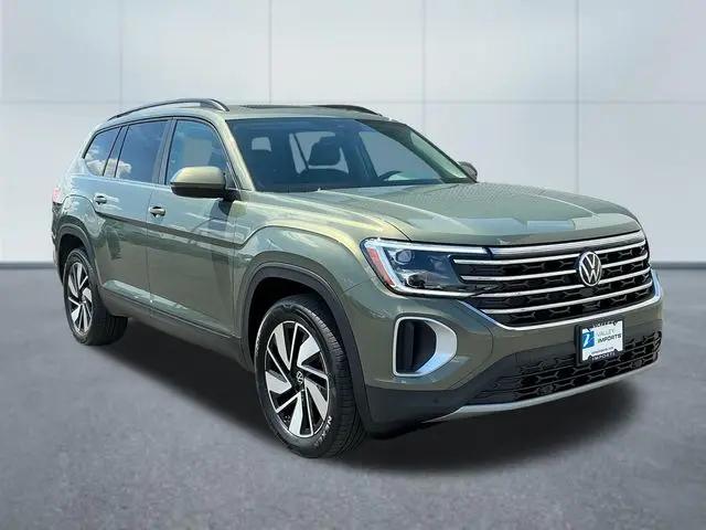 2026 Volkswagen Atlas SE with Technology for sale in Fargo, ND