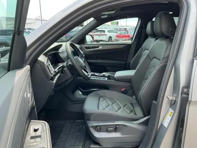 2026 Volkswagen Atlas Cross Sport SE with Technology