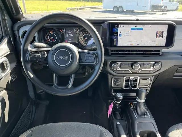 2025 Jeep Wrangler 4-Door Sport 4x4