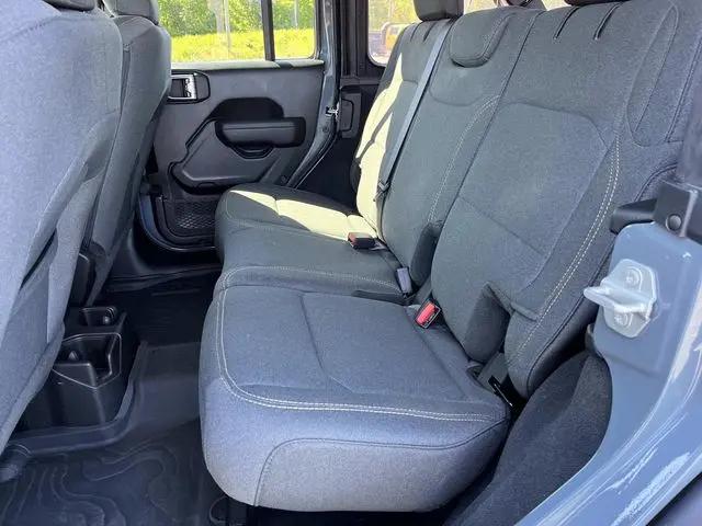 2025 Jeep Wrangler 4-Door Sport 4x4