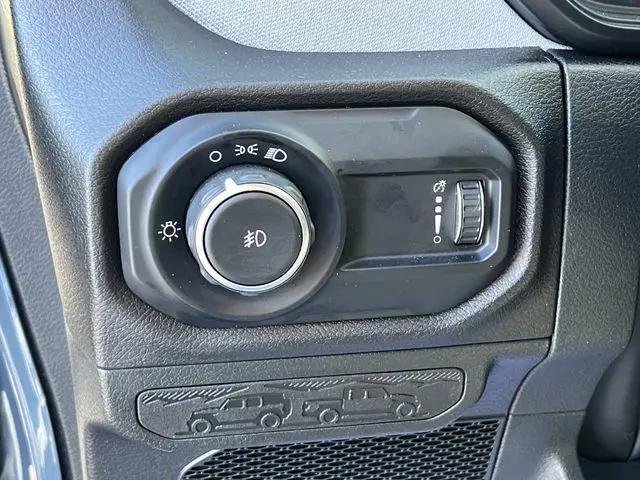2025 Jeep Wrangler 4-Door Sport 4x4