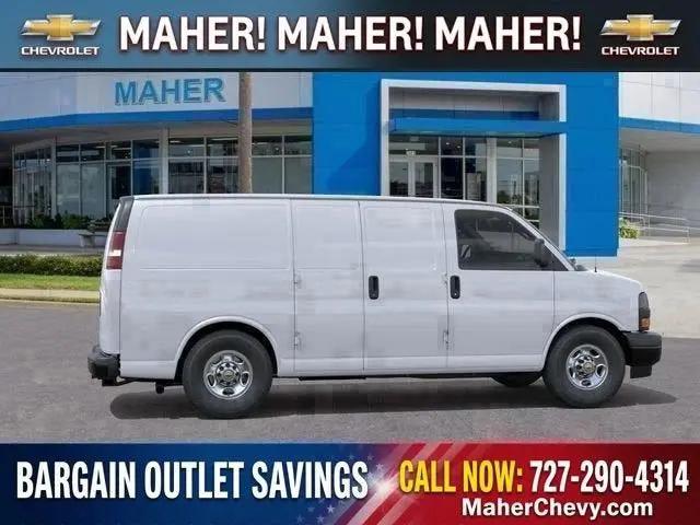 2026 Chevrolet Express Cargo Van 2500 Regular Wheelbase, WT, RWD