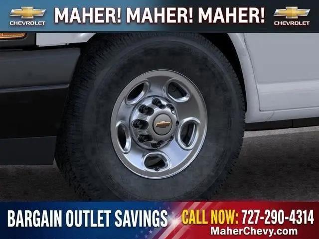 2026 Chevrolet Express Cargo Van 2500 Regular Wheelbase, WT, RWD