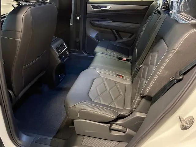 2026 Volkswagen Atlas Cross Sport SE