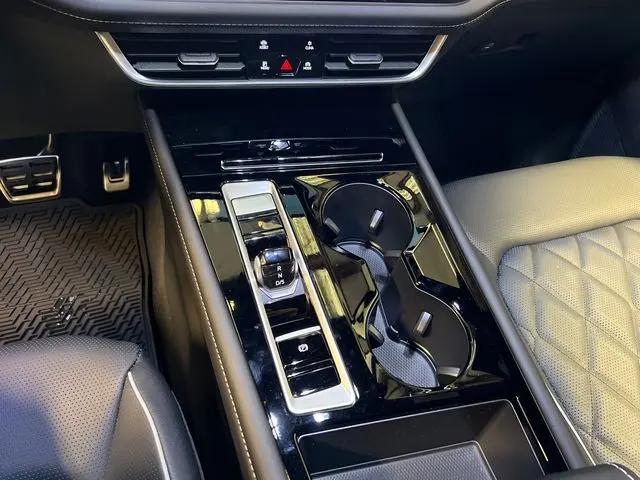 2026 Volkswagen Atlas Cross Sport SEL Premium R-Line